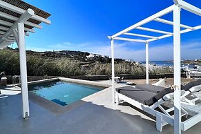 Amperian Mykonos Suites & Villas