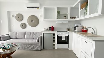 Amperian Mykonos Suites & Villas