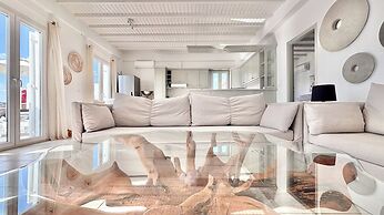 Amperian Mykonos Suites & Villas