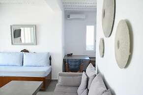 Amperian Mykonos Suites & Villas