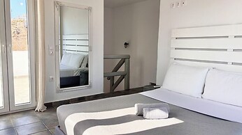 Amperian Mykonos Suites & Villas