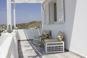 Amperian Mykonos Suites & Villas