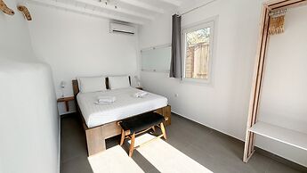 Amperian Mykonos Suites & Villas