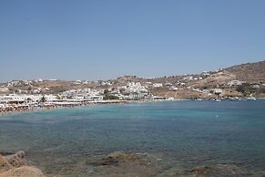 Amperian Mykonos Suites & Villas
