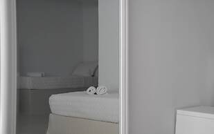 Amperian Mykonos Suites & Villas