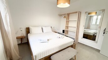 Amperian Mykonos Suites & Villas