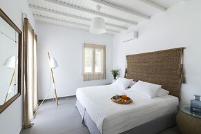 Amperian Mykonos Suites & Villas