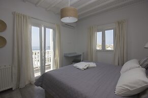 Amperian Mykonos Suites & Villas