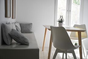 Amperian Mykonos Suites & Villas