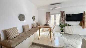 Amperian Mykonos Suites & Villas