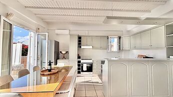 Amperian Mykonos Suites & Villas