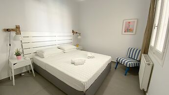 Amperian Mykonos Suites & Villas