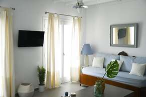 Amperian Mykonos Suites & Villas