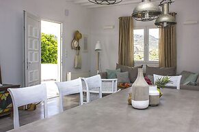 Amperian Mykonos Suites & Villas