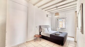 Amperian Mykonos Suites & Villas