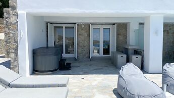 Amperian Mykonos Suites & Villas