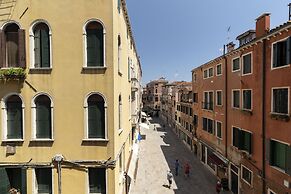 Doge Morosini Palace