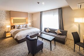 Kyoto Shinmachi Rokkaku Hotel grandereverie