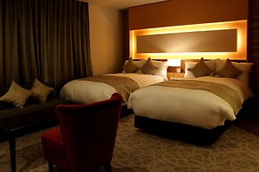 Kyoto Shinmachi Rokkaku Hotel grandereverie