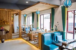 Jiuhua Mountain Banchumeisu Inn