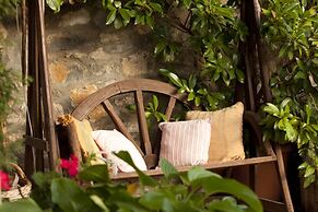 Agnantio studios & suites