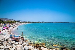 Enattica Monastiraki Living