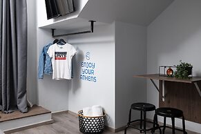 Enattica Monastiraki Living