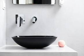 Enattica Monastiraki Living