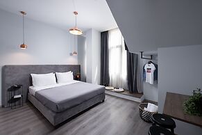 Enattica Monastiraki Living