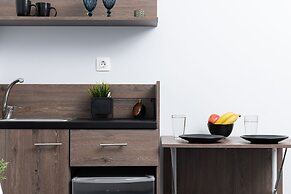 Enattica Monastiraki Living