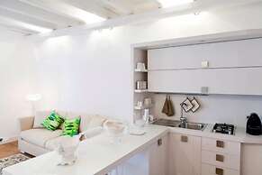 Suite Home Trani