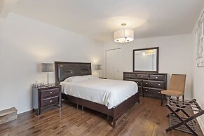 The Rock apartment - mtlFlats