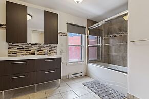 The Rock apartment - mtlFlats