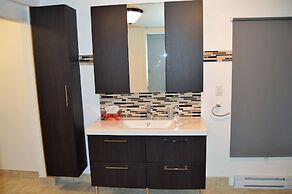 The Rock apartment - mtlFlats