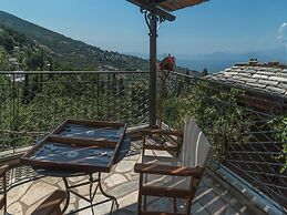 To Stefani tis Makrinas