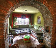 To Stefani tis Makrinas