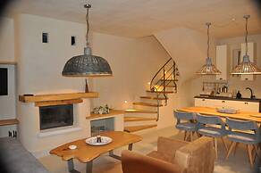 To Stefani tis Makrinas