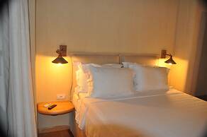 To Stefani tis Makrinas