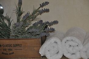 To Stefani tis Makrinas