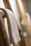 To Stefani tis Makrinas