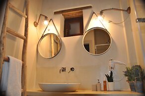 To Stefani tis Makrinas