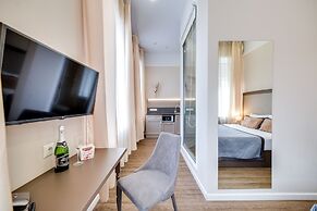 Lotman Boutique Hotel