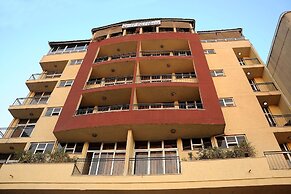 Holly Wood Hotel