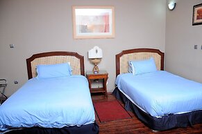 Holly Wood Hotel