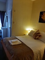 Lyndhurst Guest House