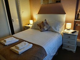 Lyndhurst Guest House