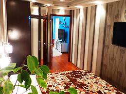 Apartments on Tolstogo 1