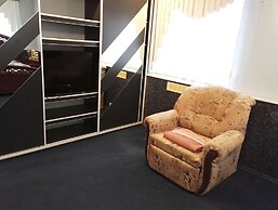 Apartments on Tolstogo 1