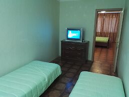 Apartments on Tolstogo 1