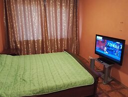 Apartments on Tolstogo 1